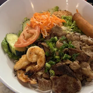 B2. Vermicelli with Grilled Shrimp and Grilled Pork Sausage