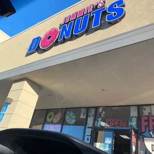 the front of a donut shop