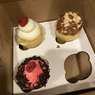 Chocorazz, tres leches, and dulce de leche cupcakes $4.70 each