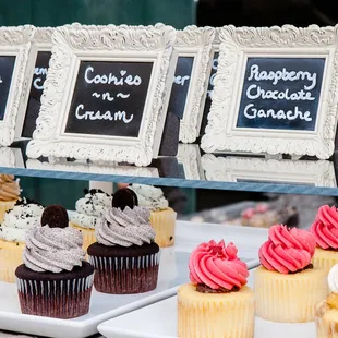 Jenn's Cupcakes at the Worthington Farmer's Market