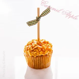 Caramel Apple Cupcake