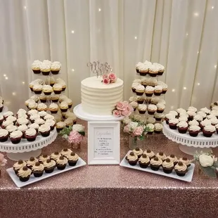Dessert bar with cut cake and rentals