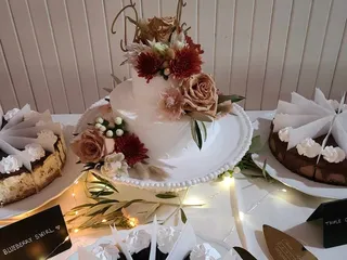 Linda Loves Cheesecake