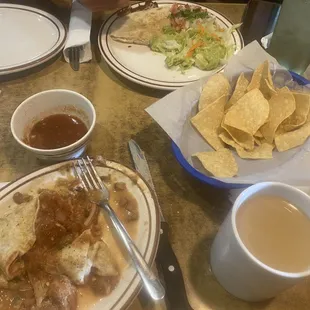 Quesadillas chili verde burrito