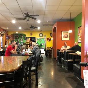 da dining area