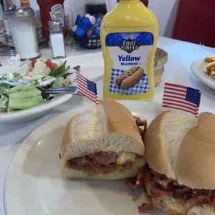 Pastrami-a must try! Very fresh bread and well seasoned Pastrami Sandwich