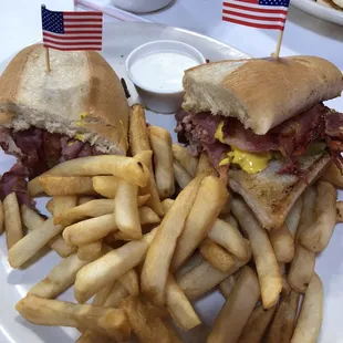 Pastrami Sandwich with fires with a side of Ranch