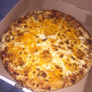 3 cheese medium pizza