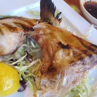 Hamachi Kama