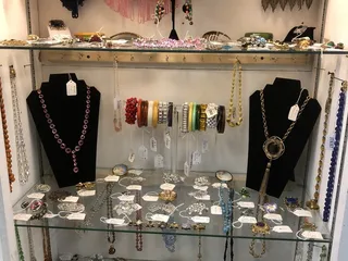 Lindstrom Antique Mall