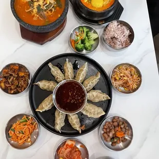 Beef Stew Soup, Ramen Tofu Soup, Bulgogi Mandu, &amp; Milkis Strawverry  /Melon