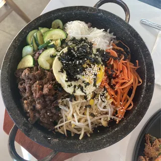 Bulgogi Stone Pot Bibimbap