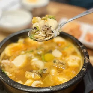 6. Jeonju Hyundaiok Seafood and Soft Bean Curd Stew