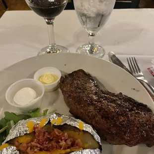 Jeremiah's Restaurant & Lounge