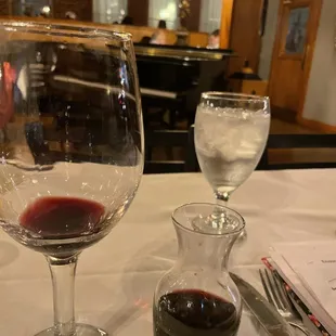Wine carafe