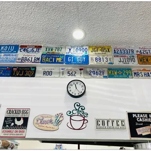Old car plates decor. :)