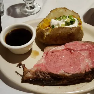 Maiden's Cut (10oz) with Loaded Baked Potato