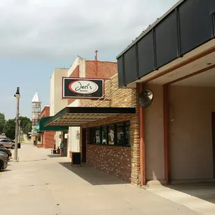 a view of the outside of a restaurant