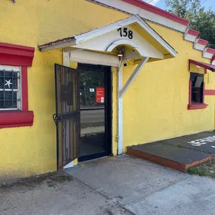 the entrance to the restaurant