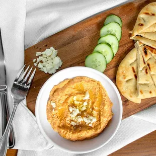 Hummus and Grilled Naan