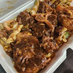 Rasta pasta with oxtails