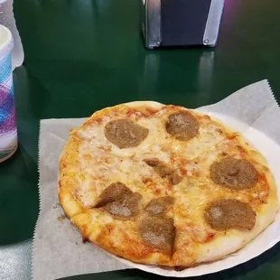 Personal lunch pizza w/ 1 topping