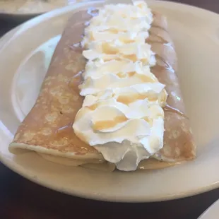 Marshmallow Fluff &amp; Peanutbutter Crepes!
