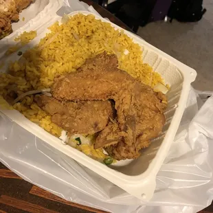 5 wings with fried rice. A good amount of food!!