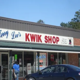 "If it's not Jerry Lee's, it's not Boudin"