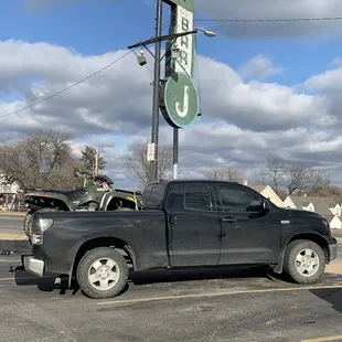 Stopping in to a favorite pub after a wonderful weekend. Just making it more wonderful now!