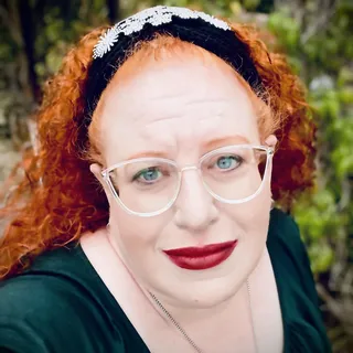 Laurie Beth M.