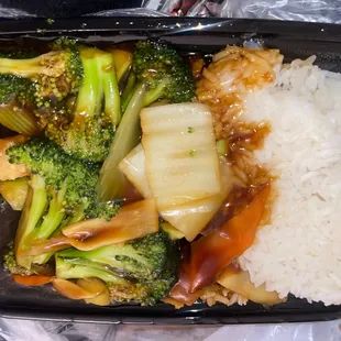 Mixed vegetables with white rice