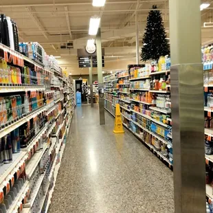 a grocery store aisle