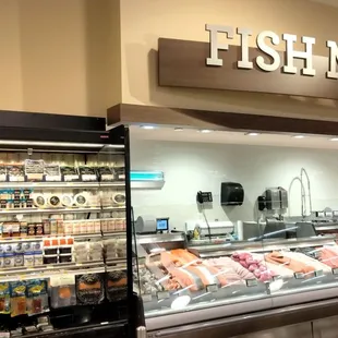 sushi and sashimi, interior