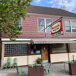 Street View with Tables