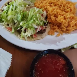 Steak taco with rice
