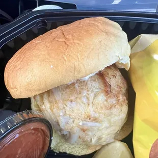 Crab cake sandwich