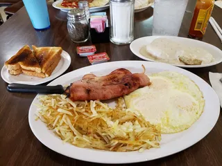 Broadway Cafe