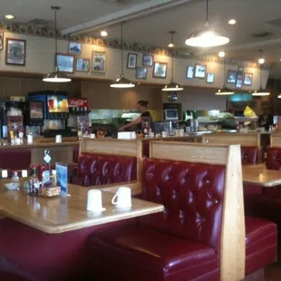 sushi and sashimi, interior