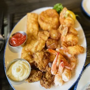 Mariner&apos;s platter