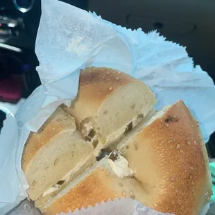 Sesame bagel w/ jelepeno cream cheese
