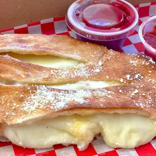 Calzone pizza