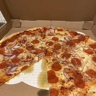 20 inch pepperoni with onion