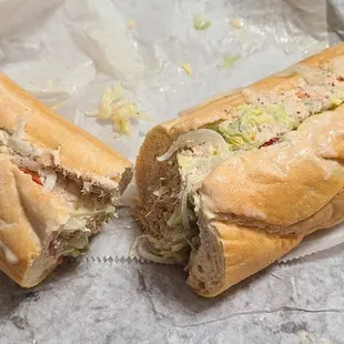 a sandwich cut in half
