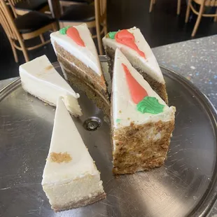 Carrot cake and cheese cake.