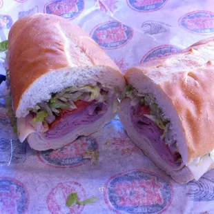 Medium Classic Italian constructed as recommended but without tomatoes or pickles