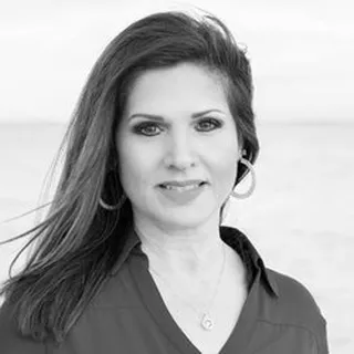 Kathy T.