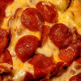 Mmmmm this pizza is amazing