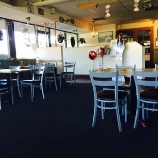 sushi and sashimi, interior