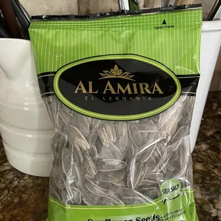 Ultra large sunflower seeds